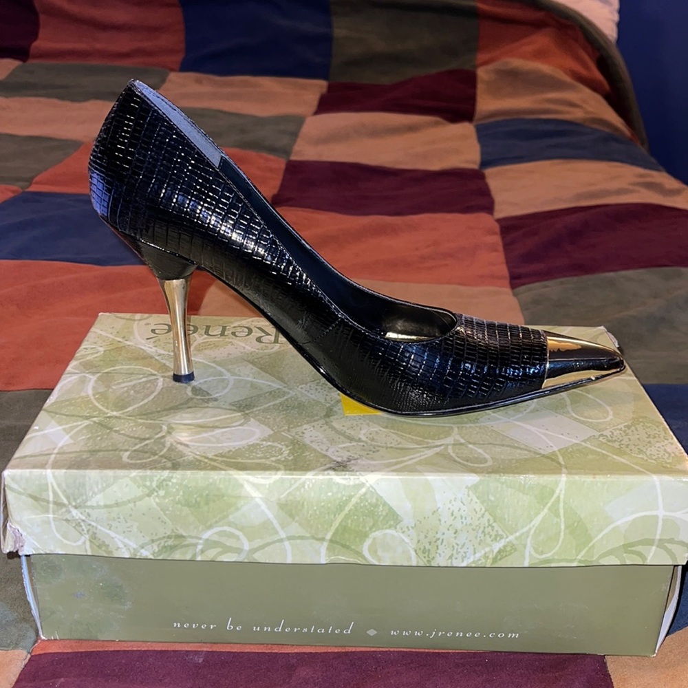 J. Reneé  Size: 9 M  Color: Blck Lizard